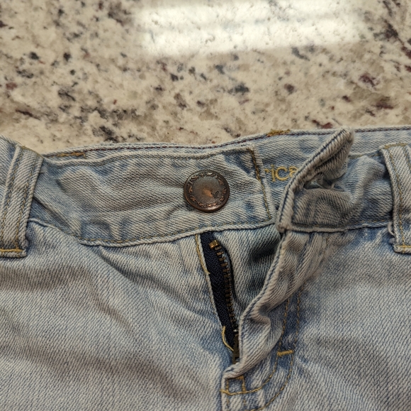 American Eagle Distressed Jean Mini Skirt Sz 4 - Picture 2 of 5